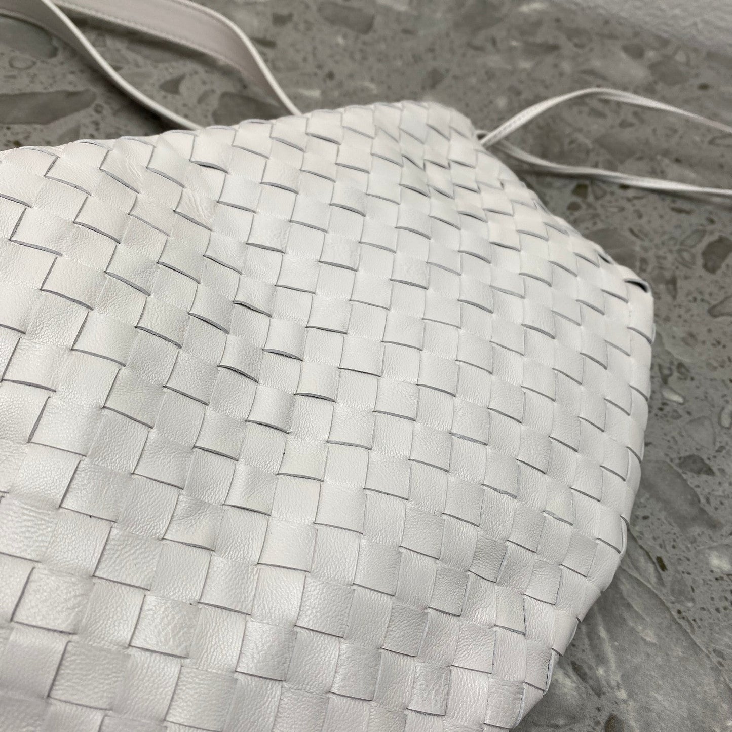 Top Quality Shoulder Bag White, For Women, Women’s Bags 10.2in/26cm 651811V08Z19143