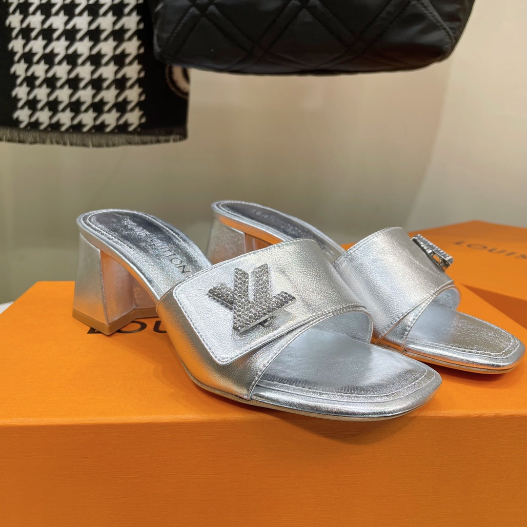New 1:1 rep LUV High Heel Shoes 025