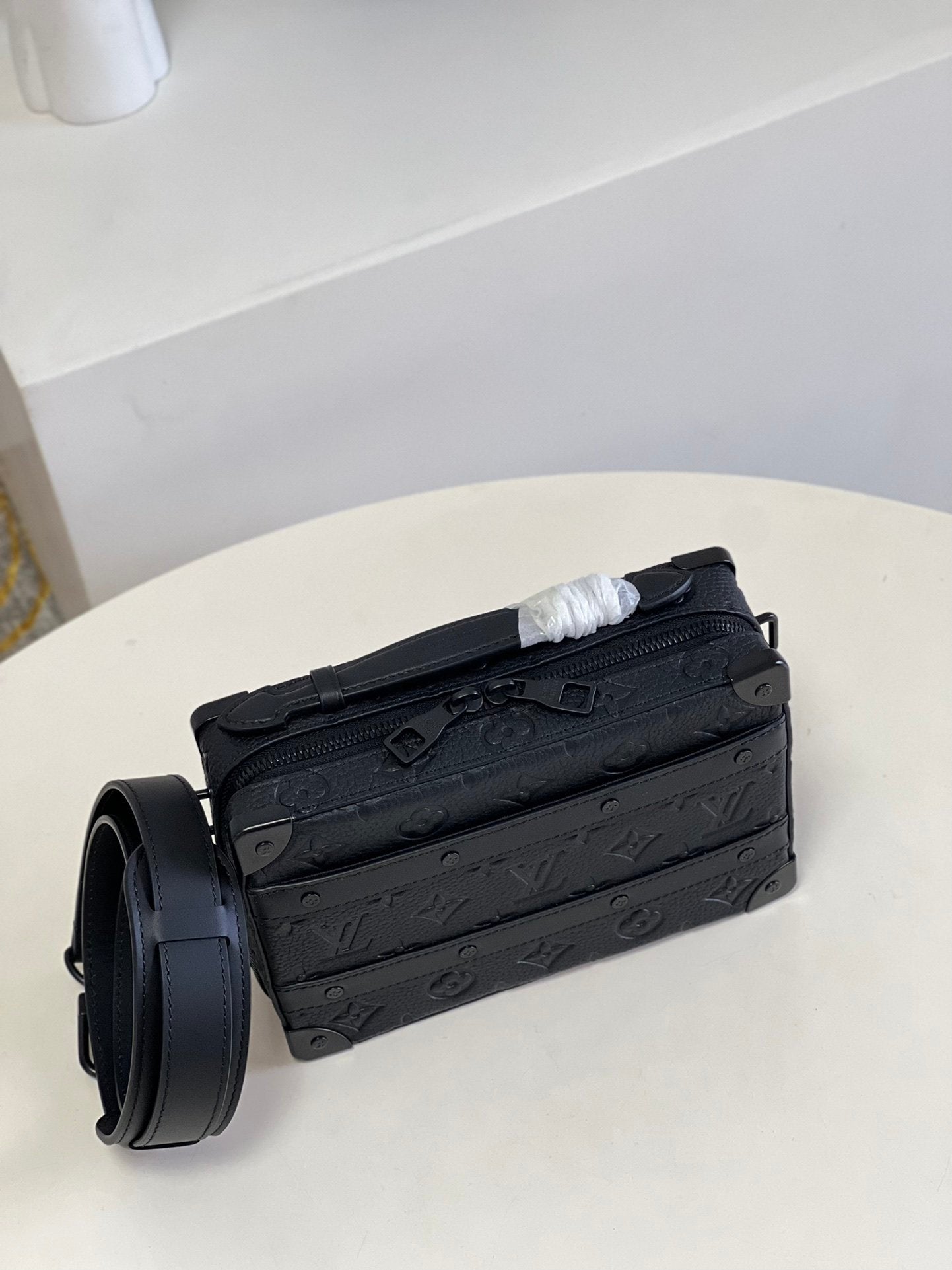 Top Quality Handle Soft Trunk Black Taurillon Monogram For Men, Bags 8.5in/22cm Top Quality M59163