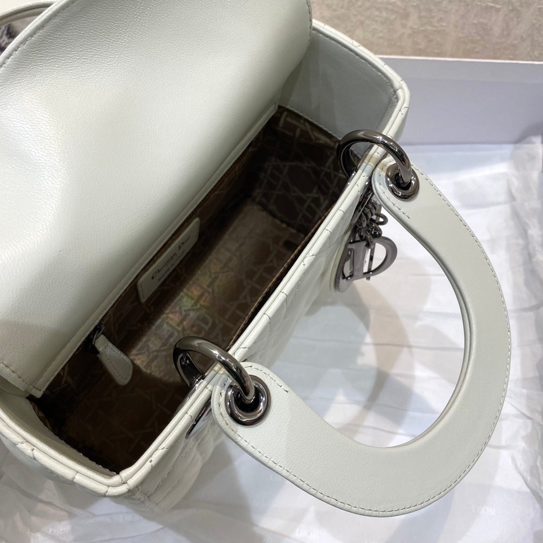 Top Quality Small Lady Bag SiTop Qualityer Hardware, White, For Women Womens Handbags, Crossbody Bags, 20cm CD