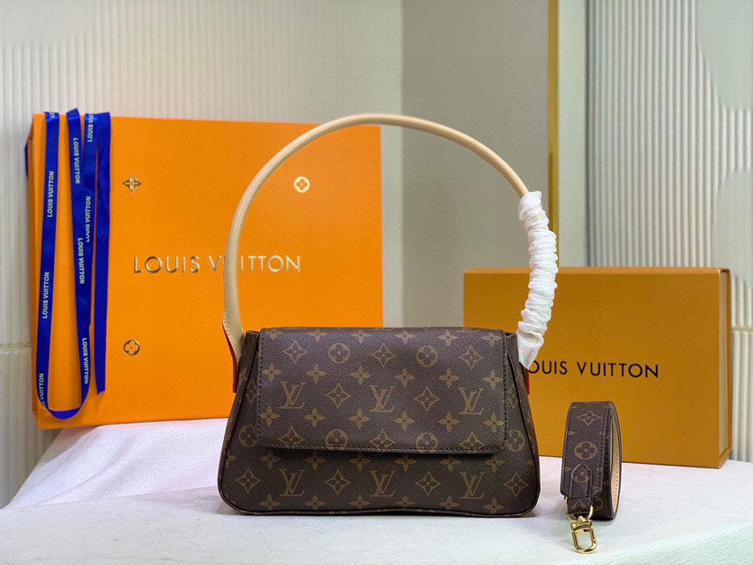 New 1:1 rep Lux Bags LUV 887