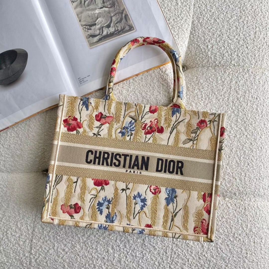 Top Quality MeTop Qualityum Book Tote Multicolor in Hibiscus Metallic Thread Embroidery Bag For Women 14in/36cm CD
