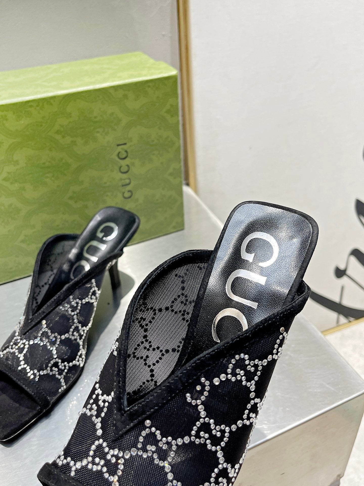 New 1:1 rep GCI HIGH HEELS 043