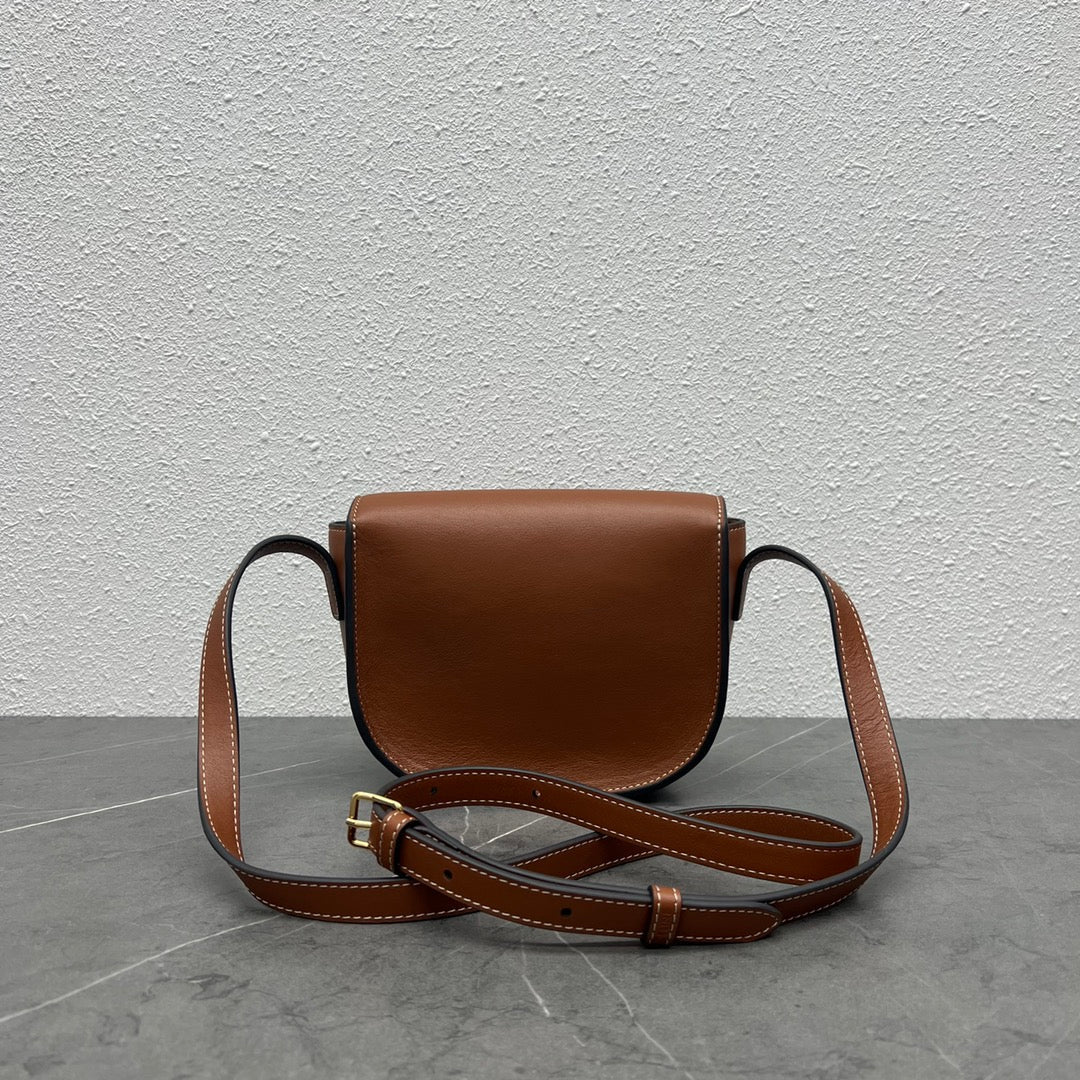 Top Quality Folco Cuir Triomphe With Studs Brown For Women 7in/19cm 198263DU9.04LU