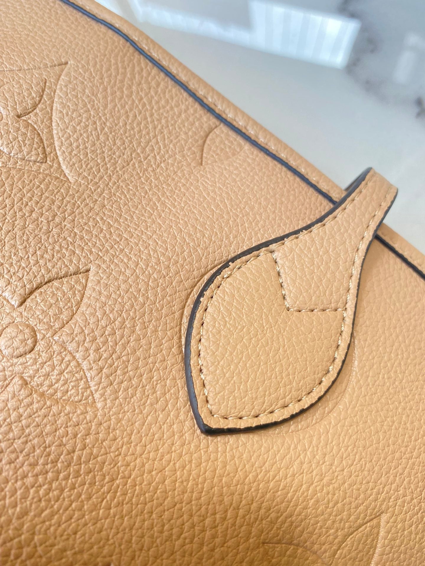 EN - Luxury Bags LUV 791