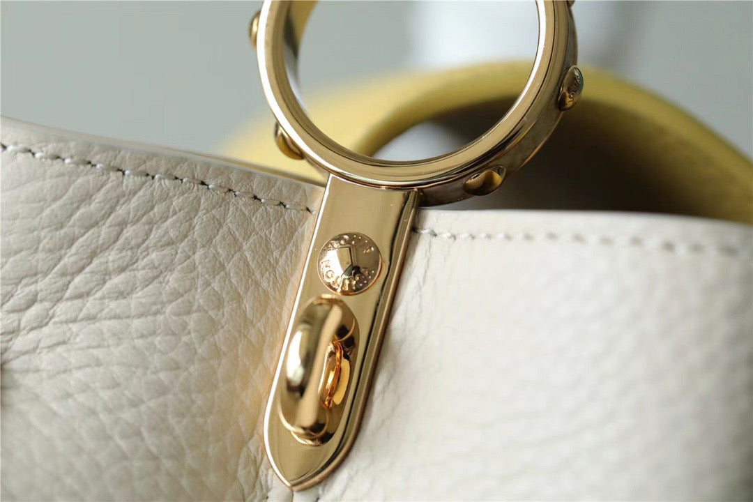 Top Quality Capucines BB Taurillon Creme Beige/ Plume Yellow Berlingot For Women, Womens Bags, Shoulder And Crossbody Bags 10.6in/27cm Top Quality