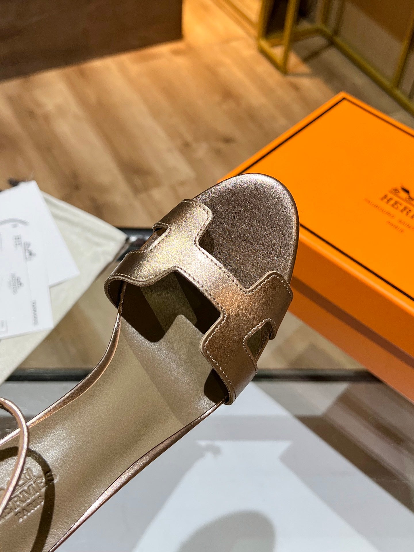 New 1:1 rep HM HIGH HEELS 028