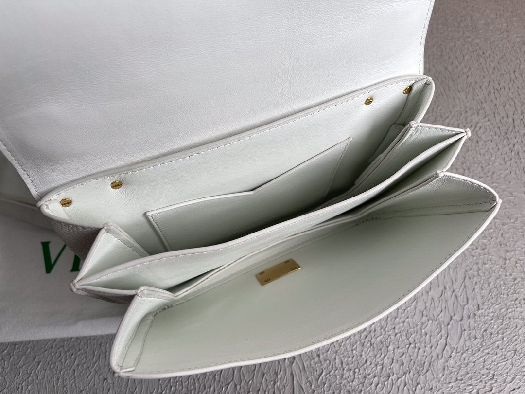 Top Quality Mount White, For Women, Women’s Bags 8.3in/21cm 667399V12M09009