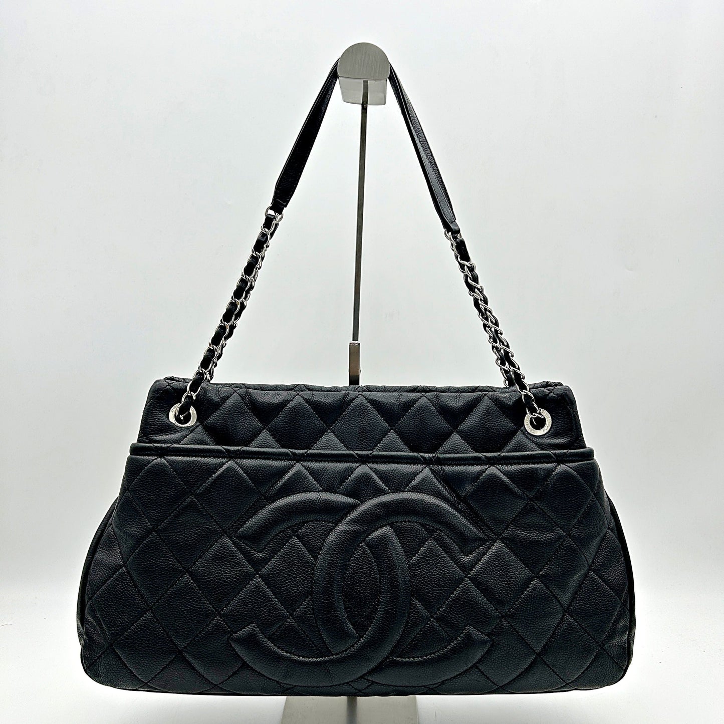 Chanel Black Calfskin Timeless Cc Chain Tote Handbag LA19862