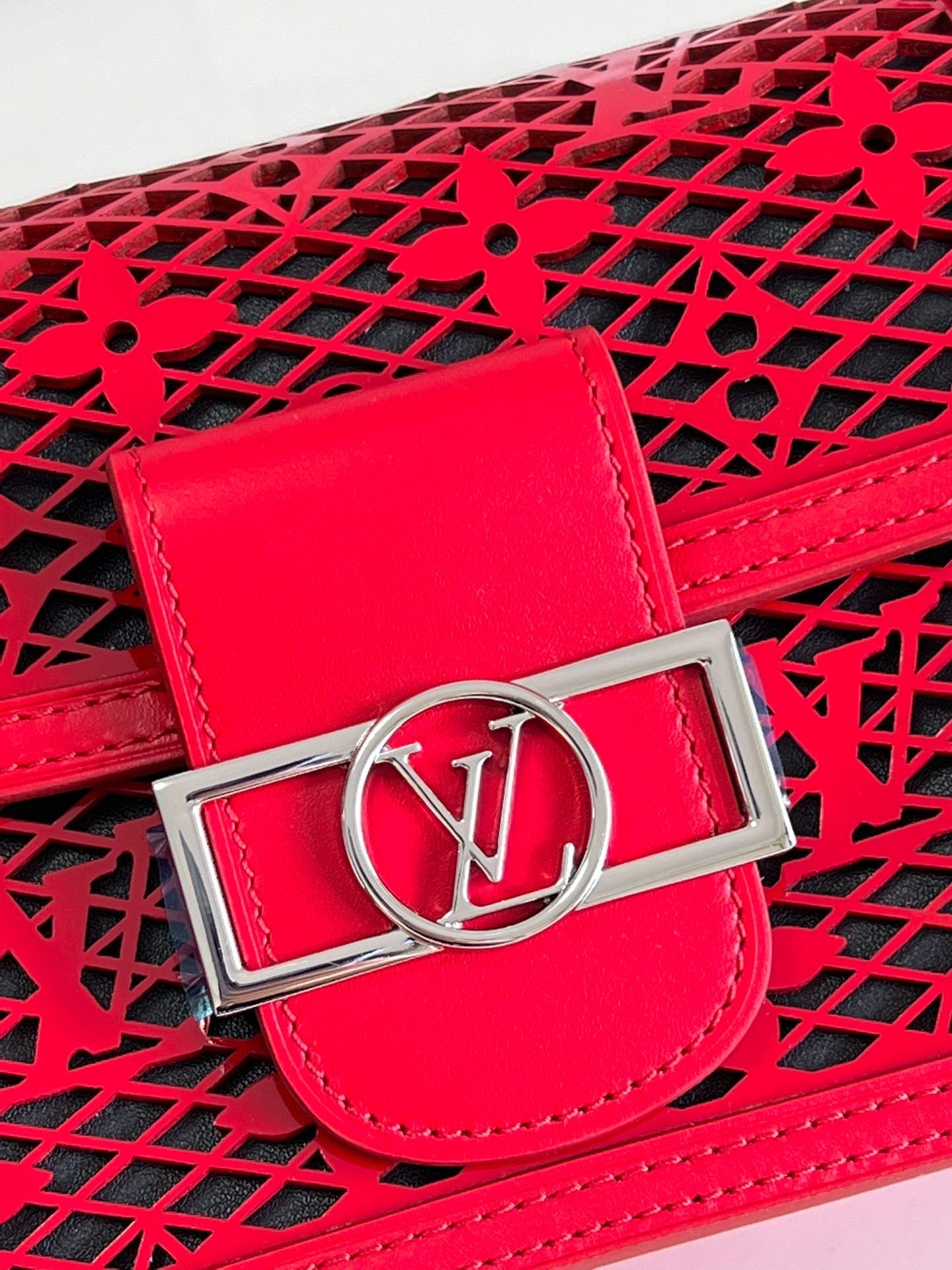 Top Quality Limited Dauphine MM Bags By Nicolas Ghesquière With Monogram Lace Red For Women 25cm Top Quality