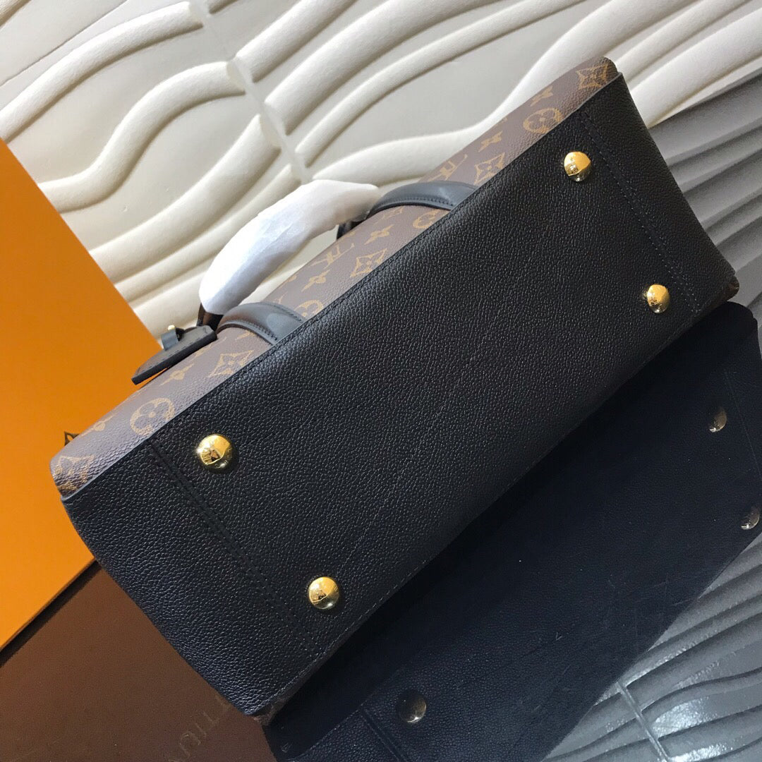 Top Quality Soufflot MM Monogram Canvas Black For Women, WoHandbag, Shoulder And Crossbody Bags 14.2in/36cm Top Quality M44817