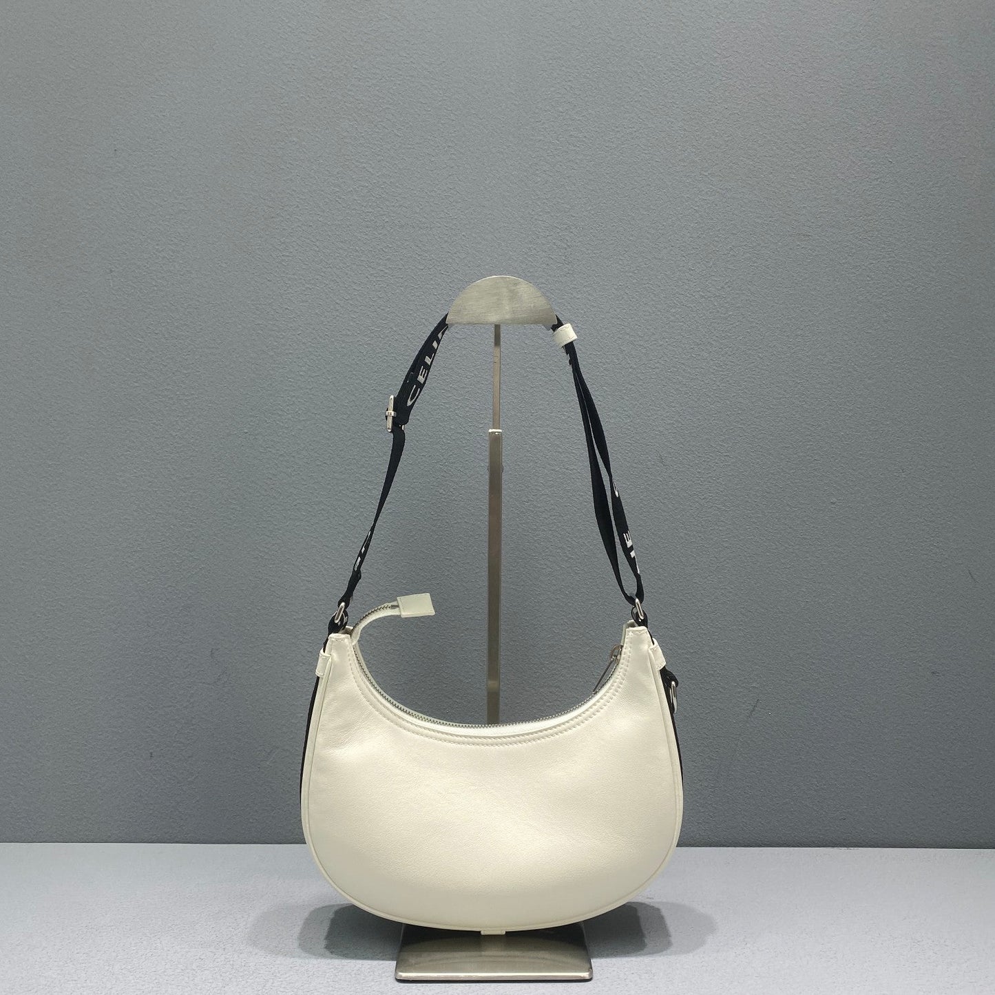 Top Quality Medium Ava Bag With Top Quality Strap White For Women 9in/23cm