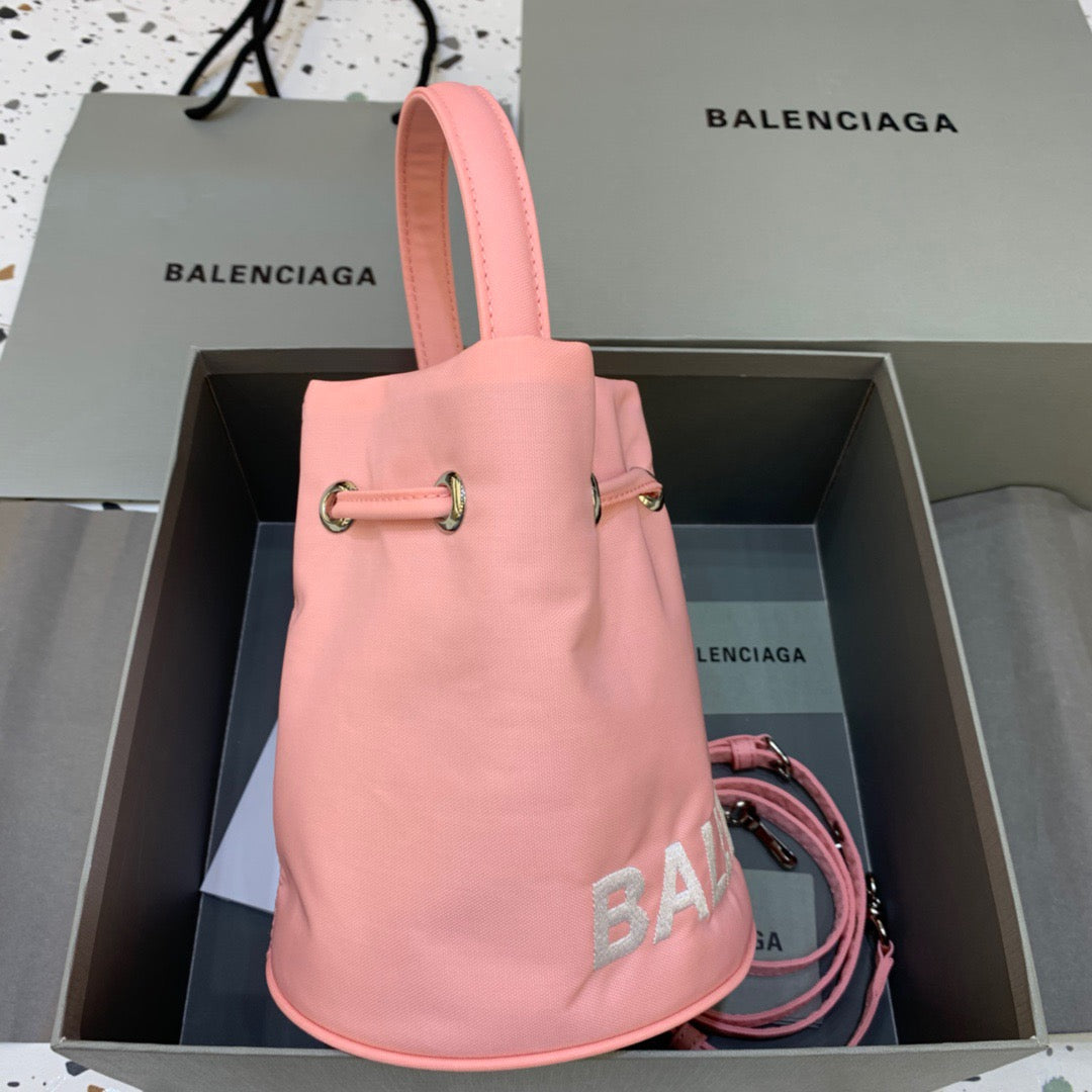 Top Quality Le Cagole MeTop Qualityum Bucket Bag In Light Pink, For Women,  Bags 11.8in/30cm