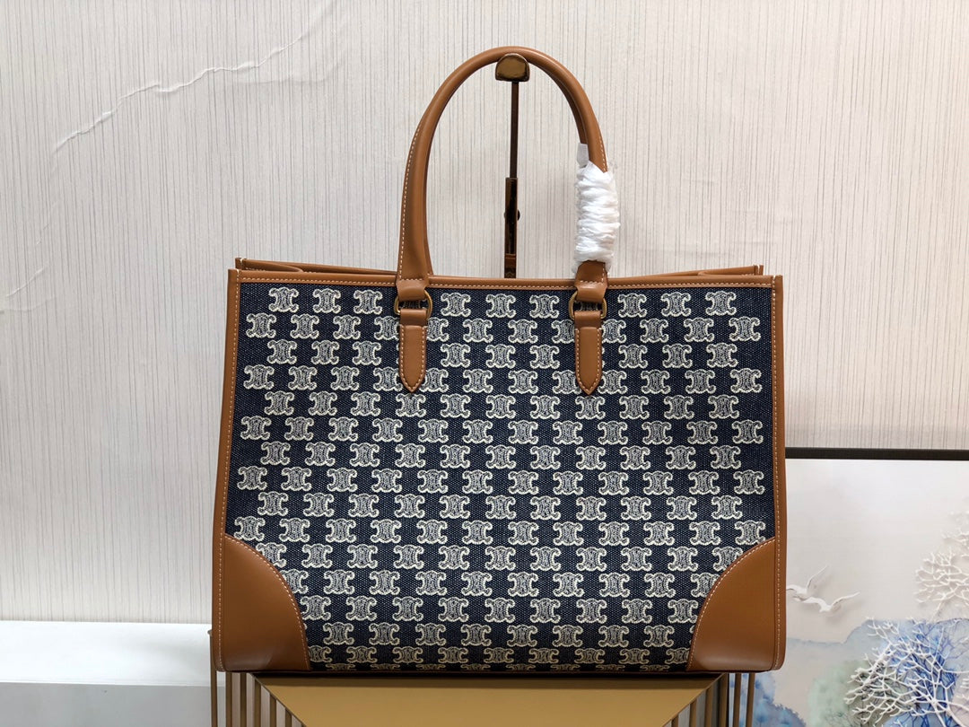 Top Quality Horizontal Cabas In Textile With Triomphe Embroidery Denim For Women 17in/43cm 