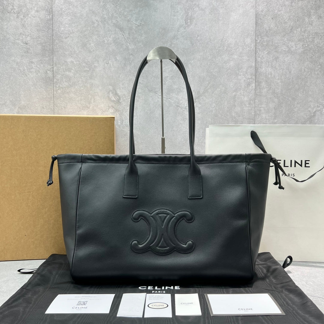 Top Quality Cabas Drawstring Cuir Triomphe Black For Women 17in/44cm 199973DU3.38NO