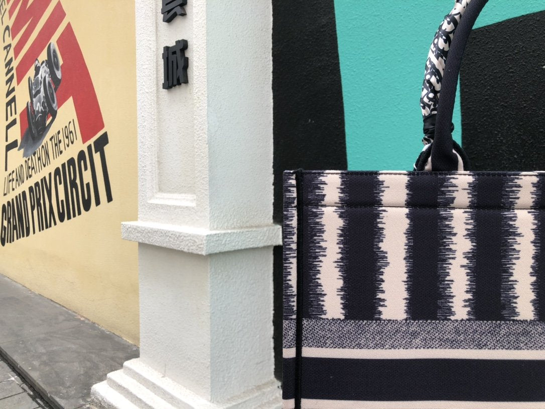 EN - New 1:1 rep  Bags DIR 225