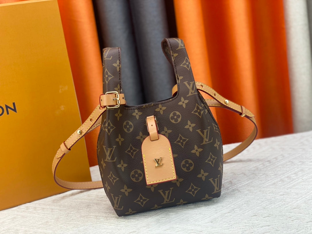 New 1:1 rep Lux Bags LUV 891