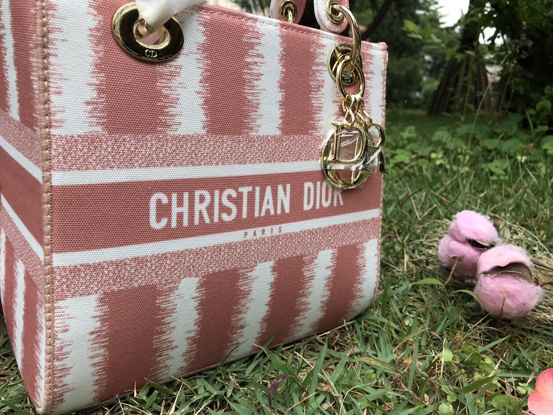 EN - New 1:1 rep  Bags DIR 254