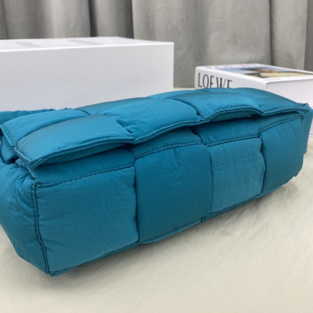 Top Quality Padded Tech Cassette Bag For Women 11.8in/30cm In Blue 628951VBO814634