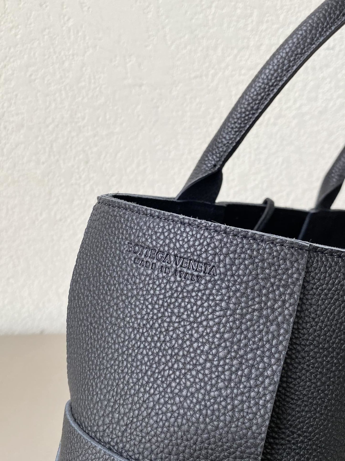 Top Quality Arco Tote Bag For Women 11.8in/30cm In Black 652867VCP118425