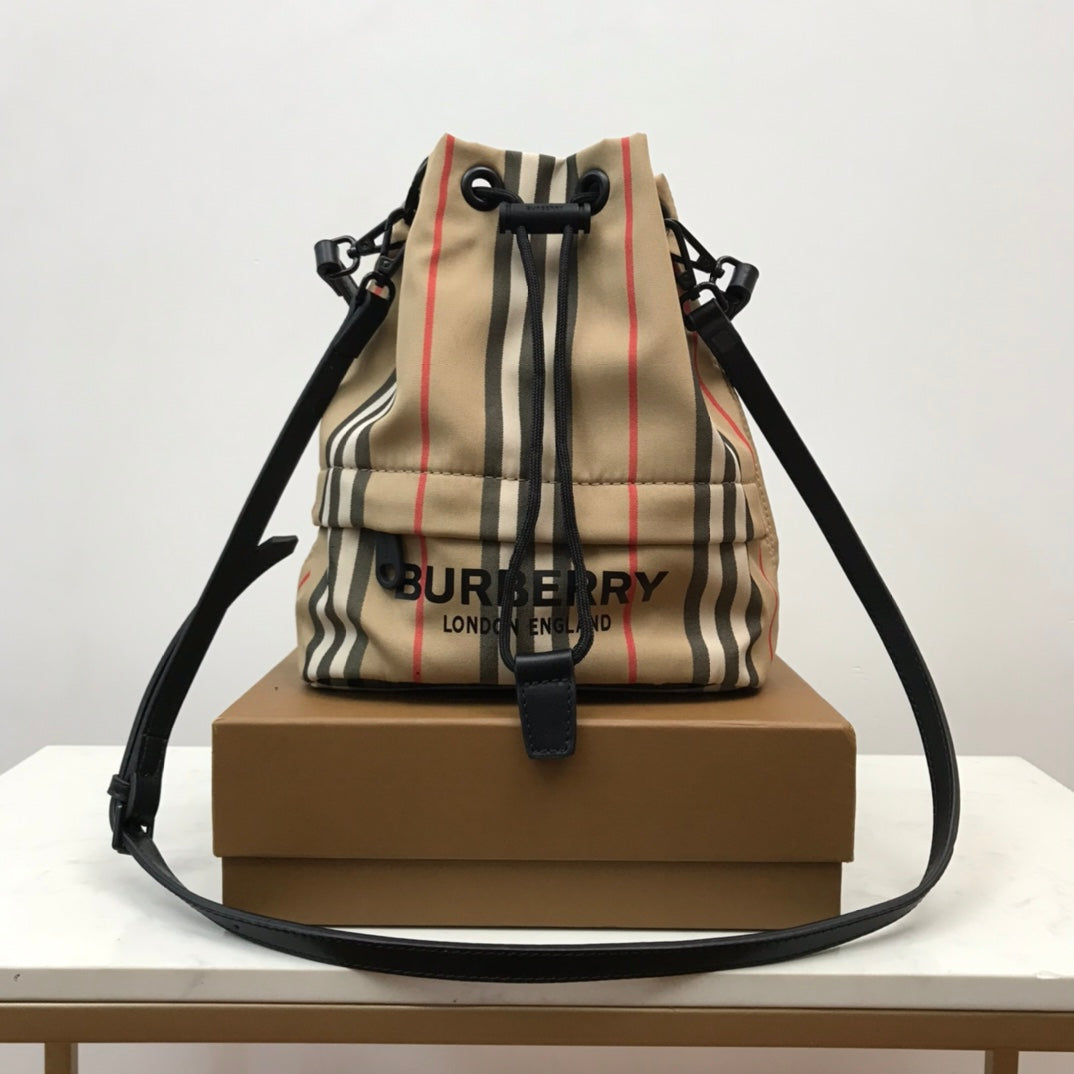 Top Quality Icon Stripe Nylon Drawcord Pouch Archive Beige For Women, Bags 7.7in/19.5cm
