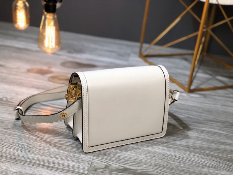 Louis Vuitton Luxury Bags 1830