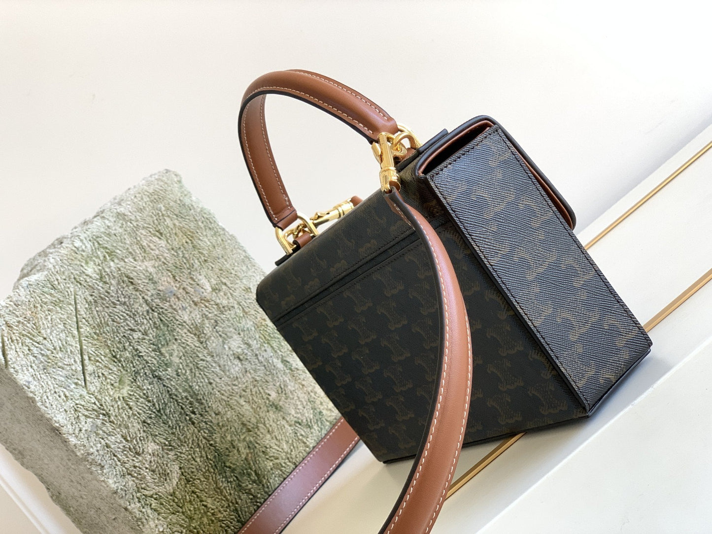 Top Quality Box Triomphe Bag In Triomphe Canvas Brown For Women 9in/22cm 