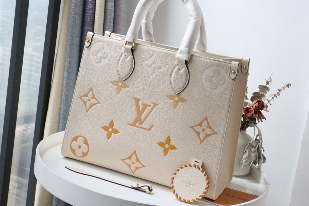 Top Quality OnTheGo MM Tote Bag Monogram Empreinte Cream For The Pool Collection, WoHandbags 13.8in/35cm Top Quality M45717