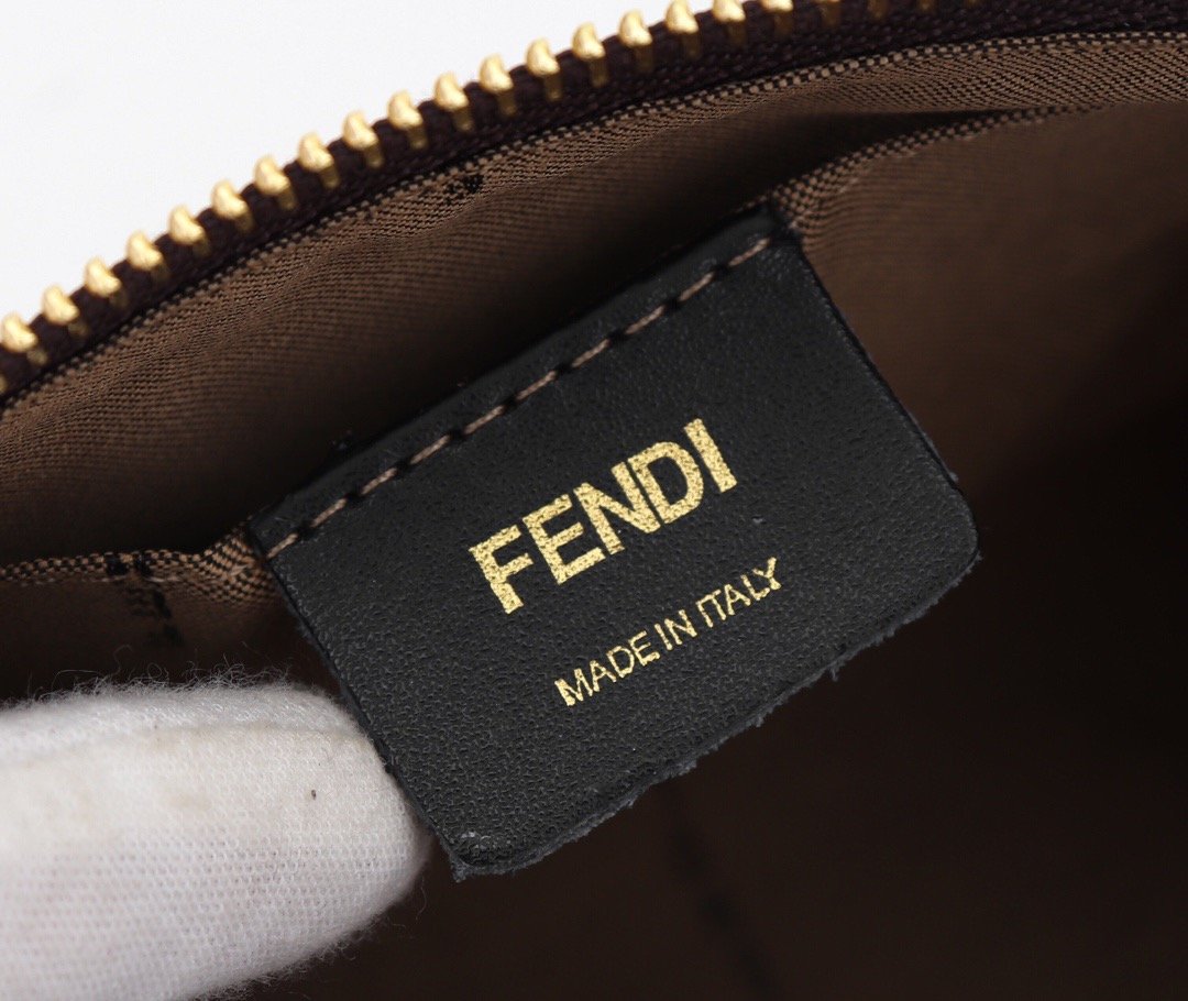 EN - New 1:1 rep  Bags FEI 101