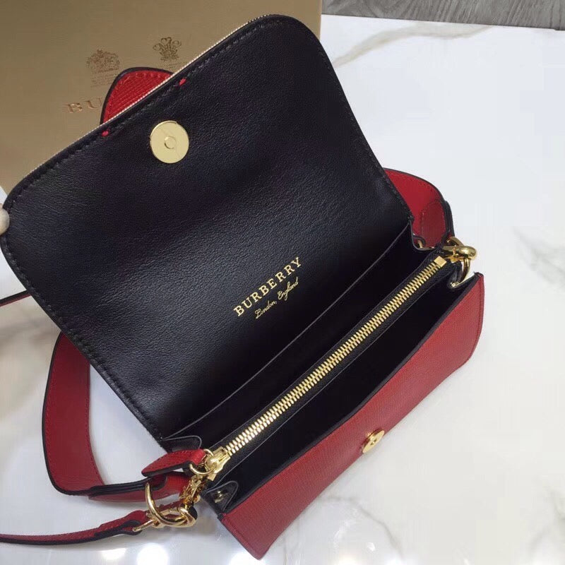 Top Quality The Small Buckle Bag In Ho Check Red For Women, Bags 7.5in/19cm