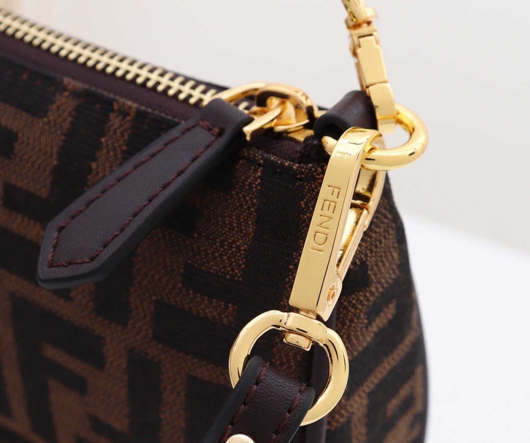 EN - New 1:1 rep  Bags FEI 101