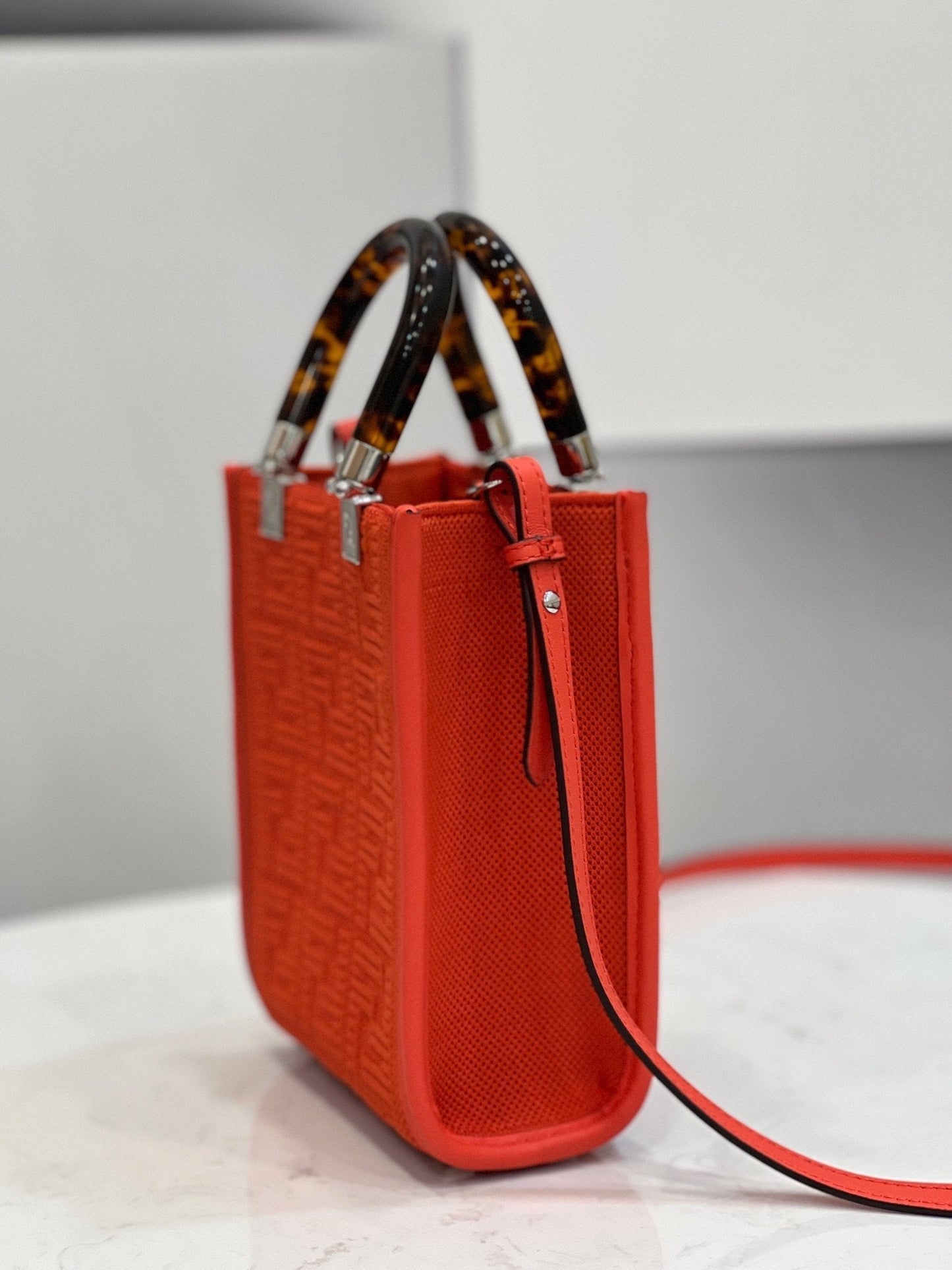 Top QualityTop Quality Mini Sunshine Shopper Red For Women, Women’s Handbags, Shoulder And CrossBody Bags 7.1in/18cm FF 8BS051