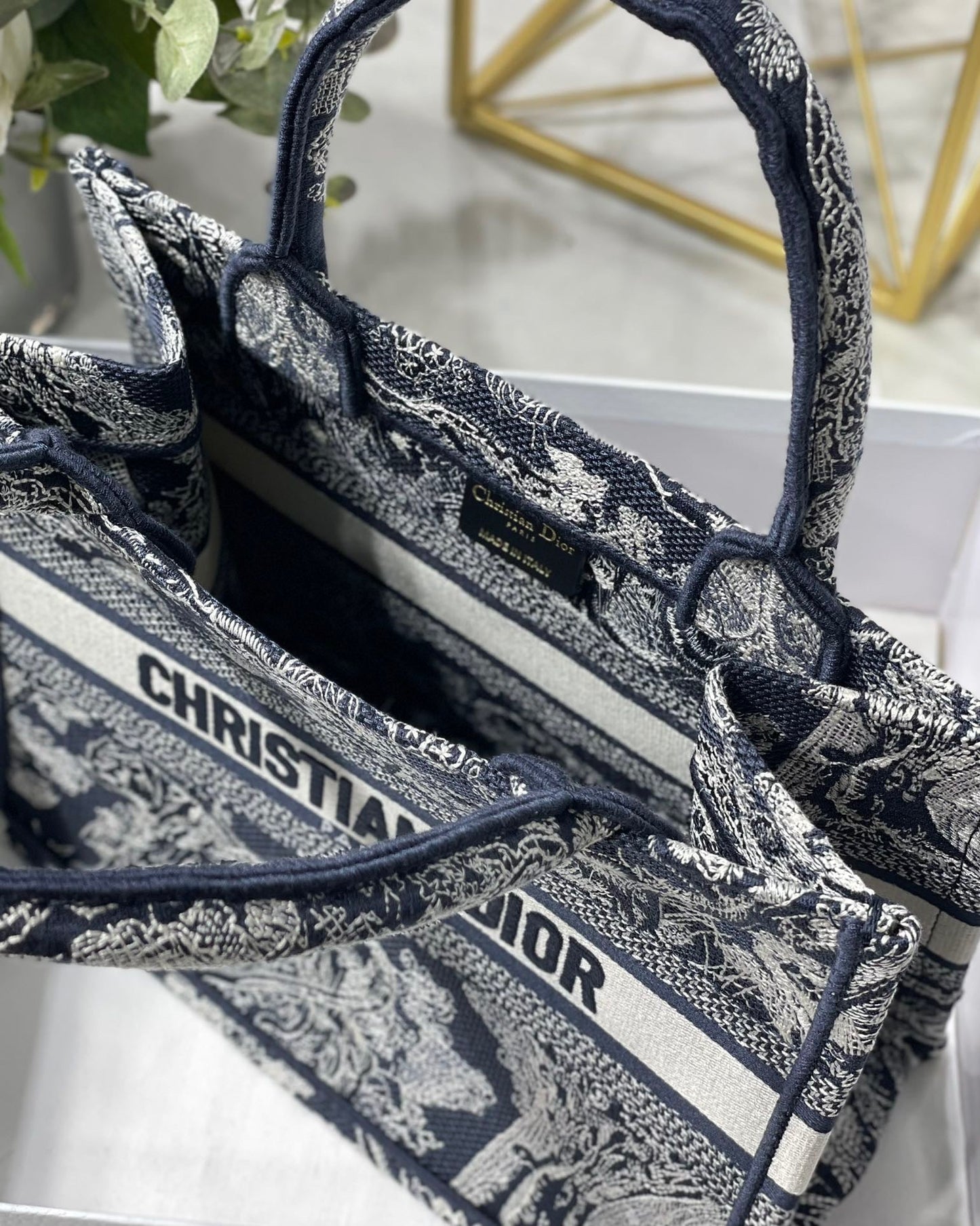 Top Quality Small Book Tote Blue, For Women, Womens Handbags 26.5cm/10.5in CD M1265ZRGO_M928