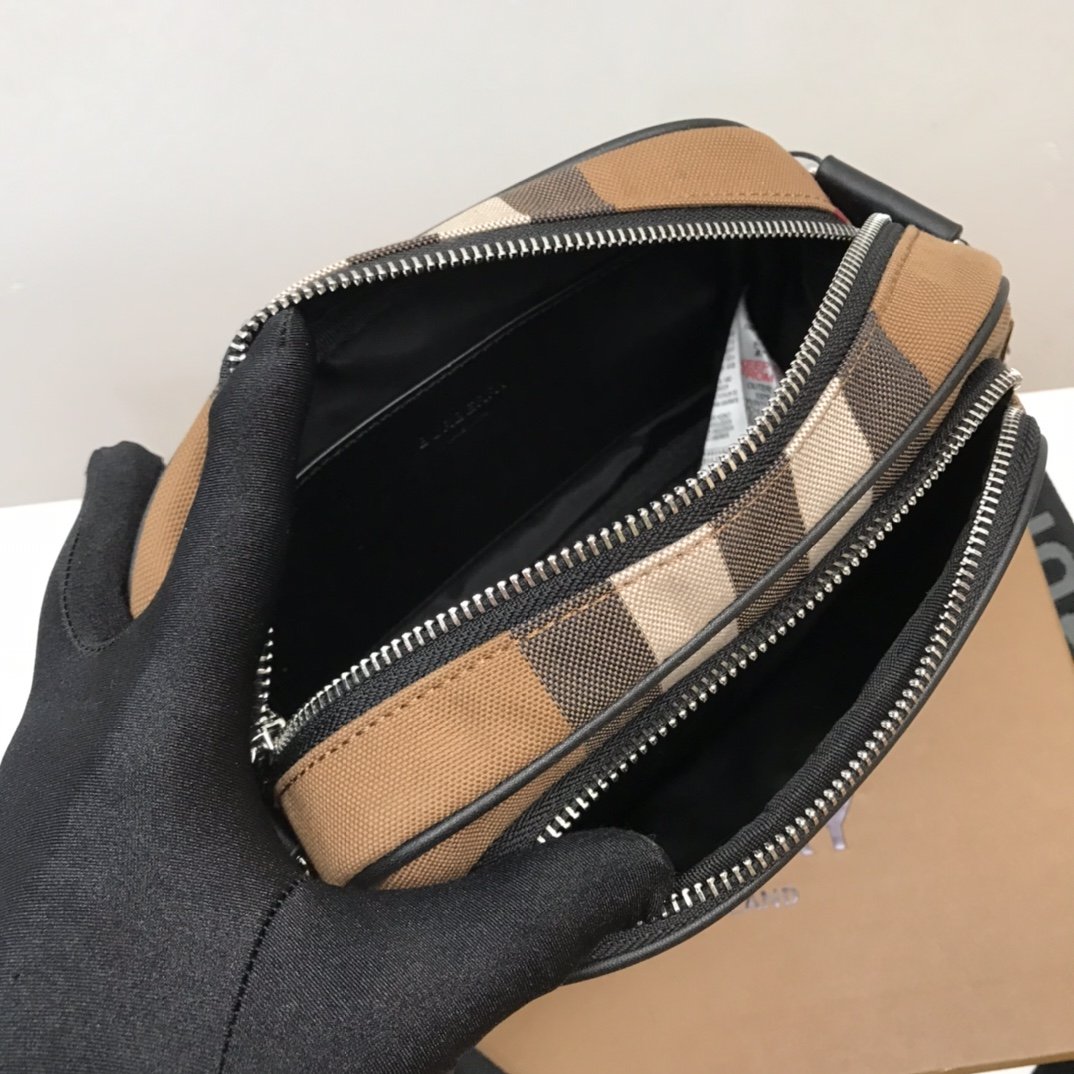 Top Quality Check Crossbody Bag For Men, Bags 8.9in/22.5cm 80491451