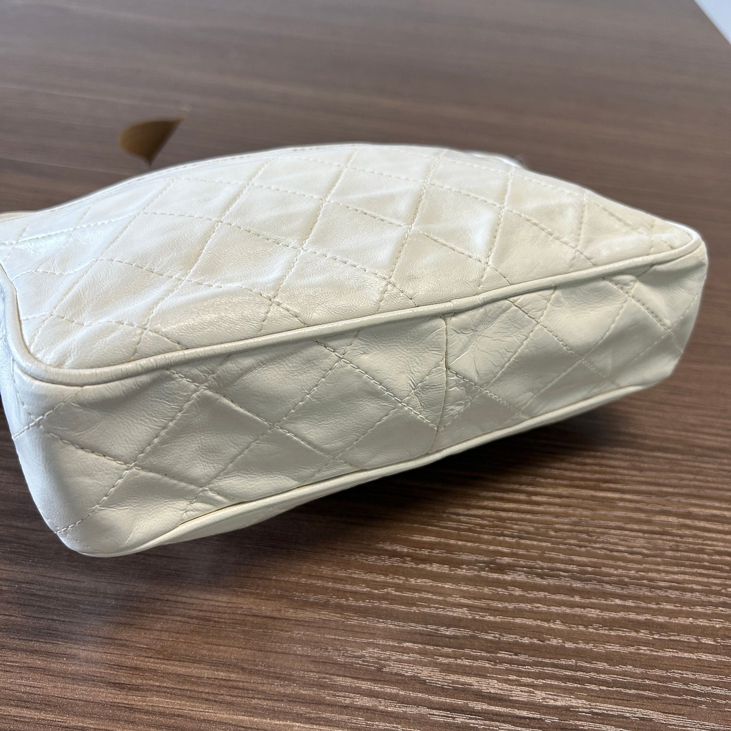CHANEL Lambskin Quilted Tassel Camera Case White LB121334