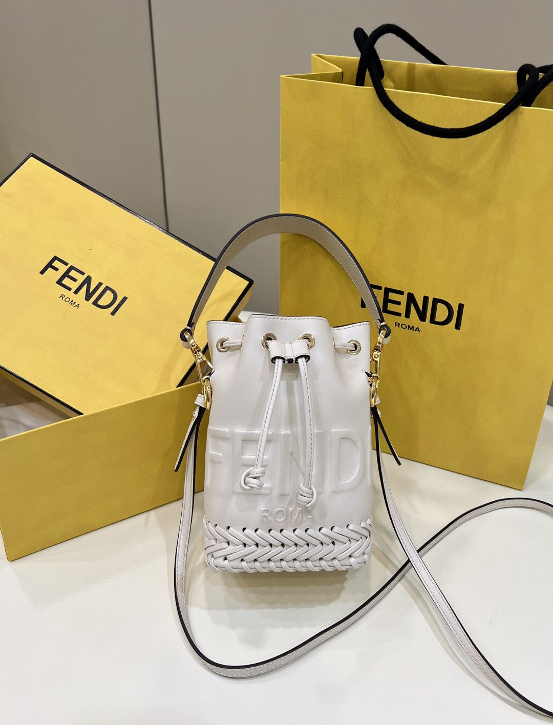 Top QualityTop Quality Mon Tresor White Mini-bag with stitching For Woman 18cm/7in 8BS010AGV0F0K7E