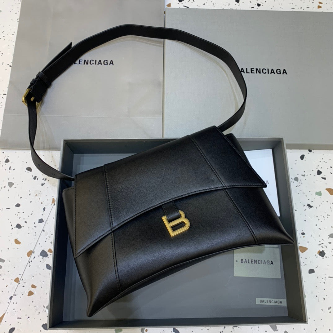 Top Quality Downtown MeTop Qualityum Shoulder Bag In Black, For Women,  Bags 12.6in/32cm