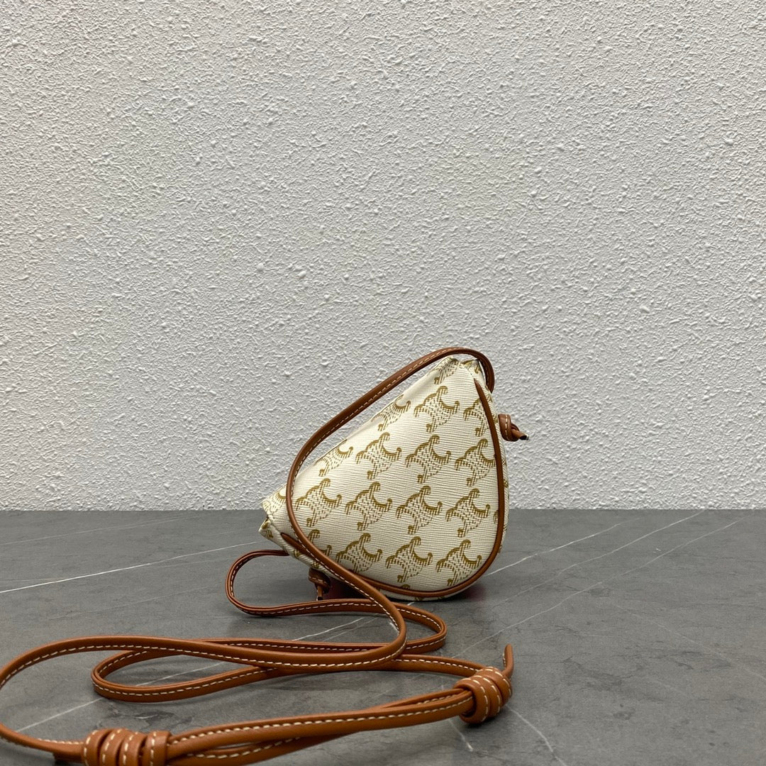 Top Quality Mini Triangle In Triomphe Canvas With Top Quality Print White For Women 8in/21cm 