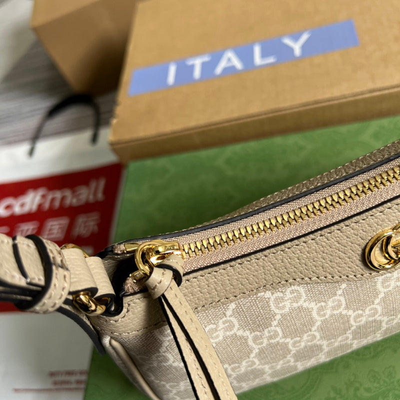 Top Quality -  Bags - 908