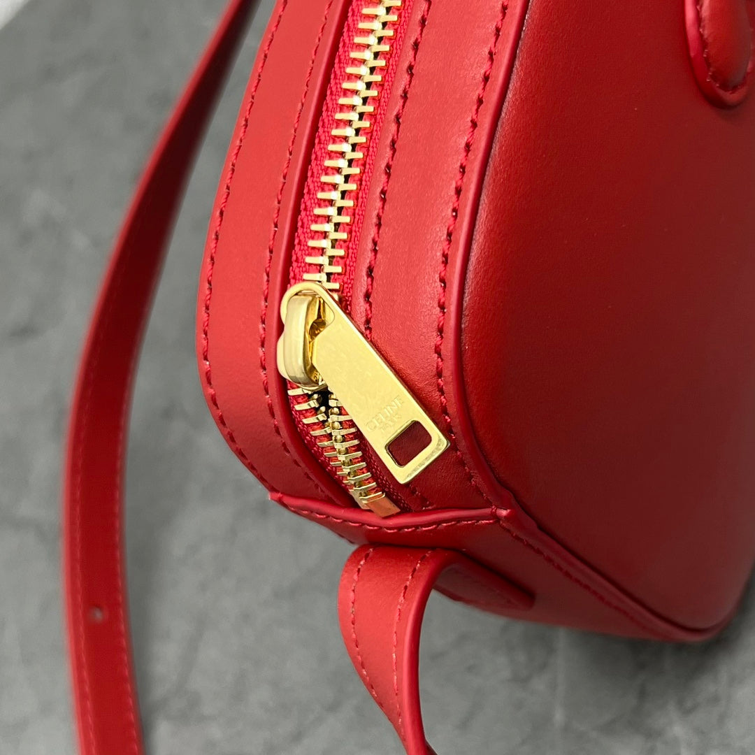 Top Quality Camera Shoulder Bag Cuir Triomphe Red For Women 10in/26cm