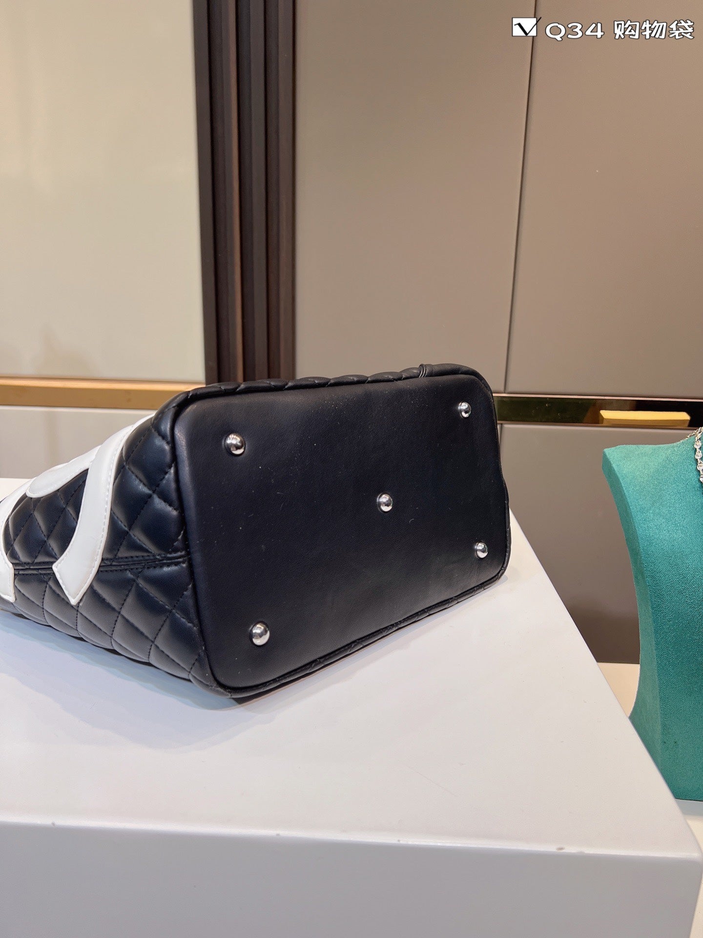 EN - New 1:1 rep  Top Quality CHL Bag 297
