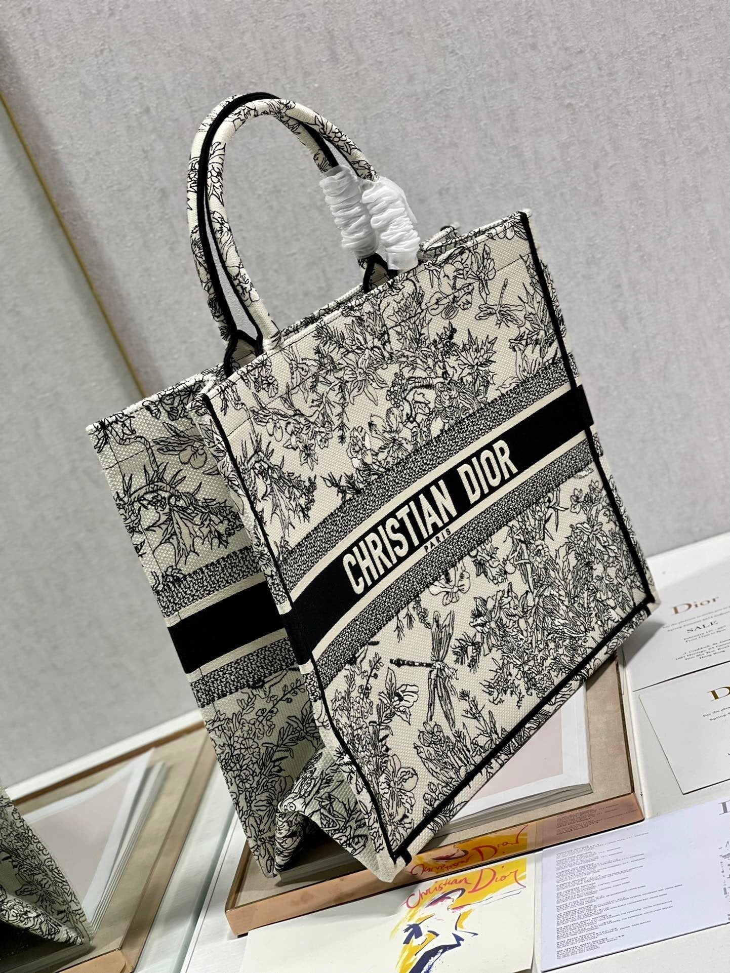 Top Quality Large Book Tote Blue Toile de Jouy Flowers Embroidery, Blue/Beige, For Women Womens Handbags, Shoulder Bags, 42cm CD M1286ZTQW_M808