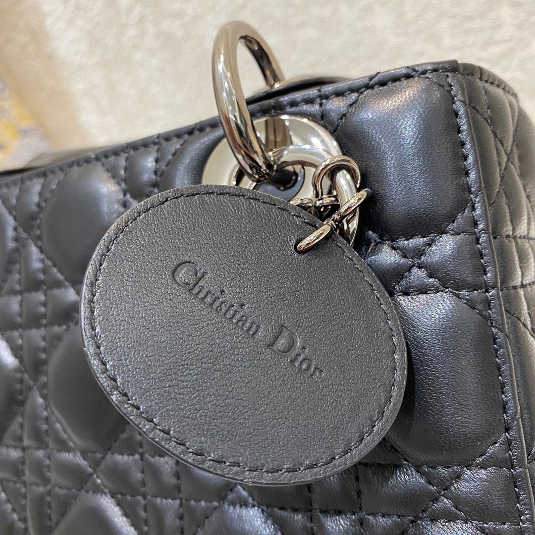 Top Quality Small Lady Bag Silver Hardware, Black, For Women Womens Handbags, Crossbody Bags, 20cm CD