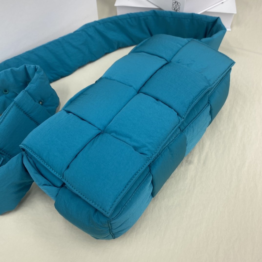 Top Quality Padded Tech Cassette Bag For Women 11.8in/30cm In Blue 628951VBO814634