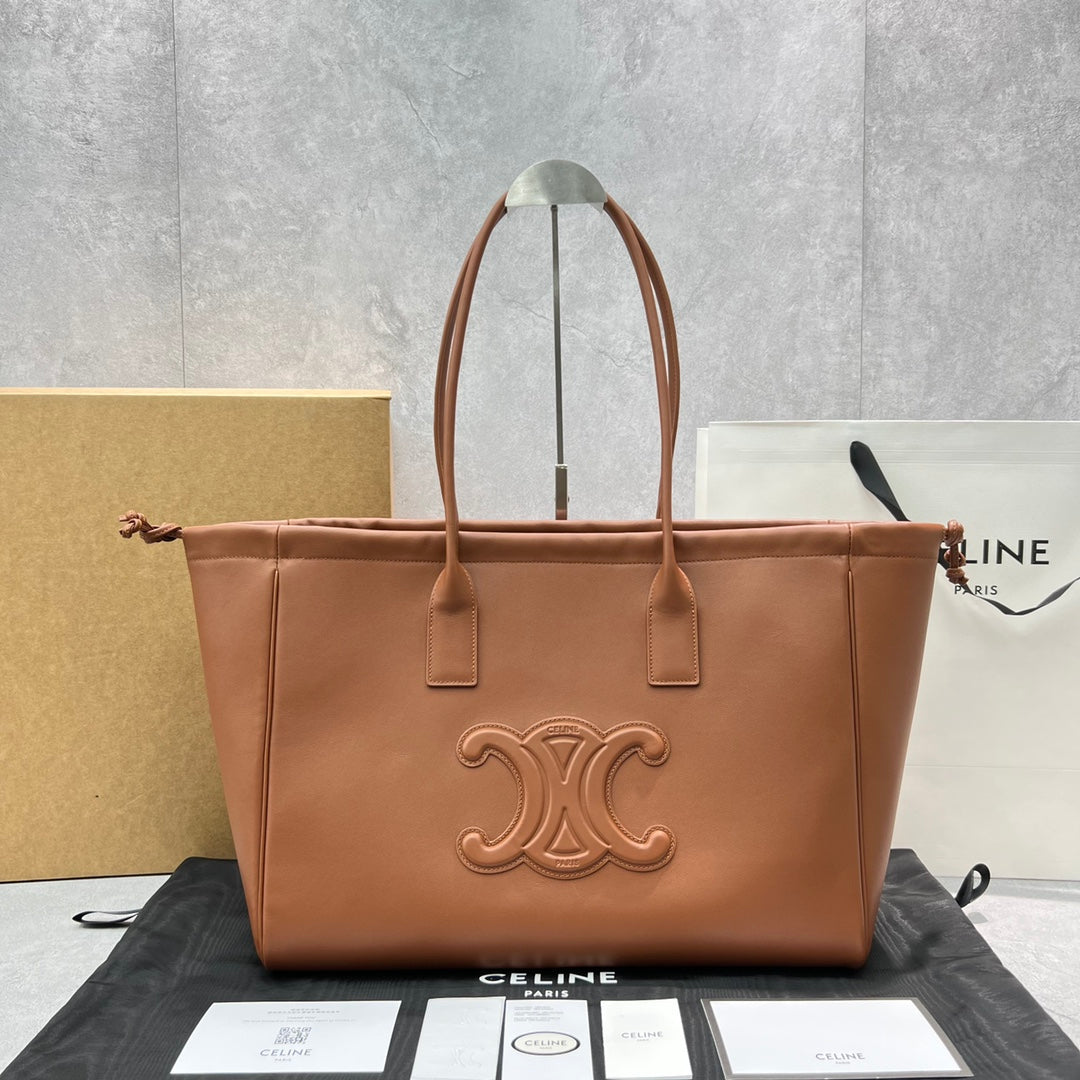 Top Quality Cabas Drawstring Cuir Triomphe Tan For Women 17in/44cm 199973DU3.04LU