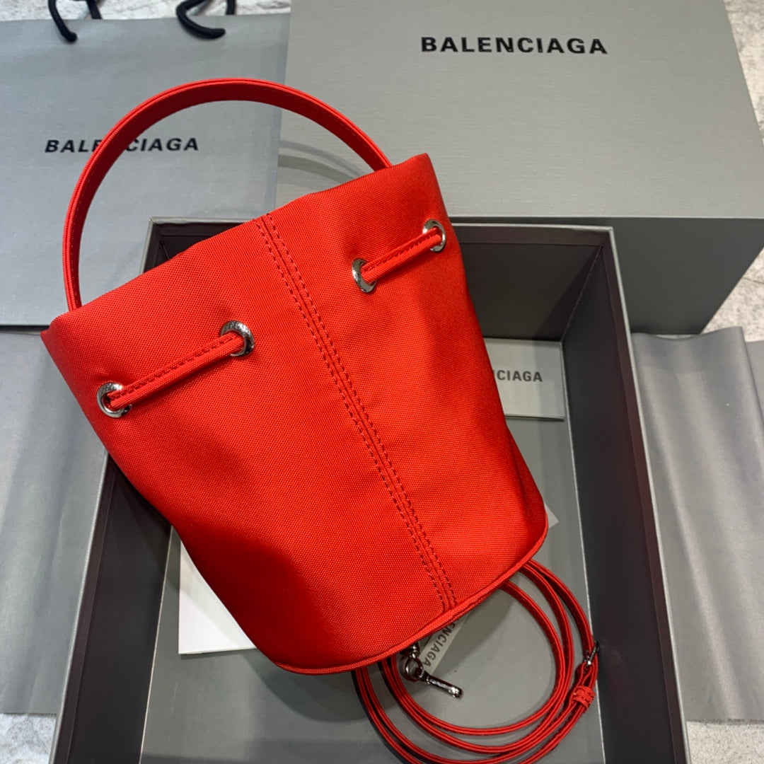 Balen Le Cagole MeTop Qualityum Bucket Bag In Red, For Women,  Bags 11.8in/30cm