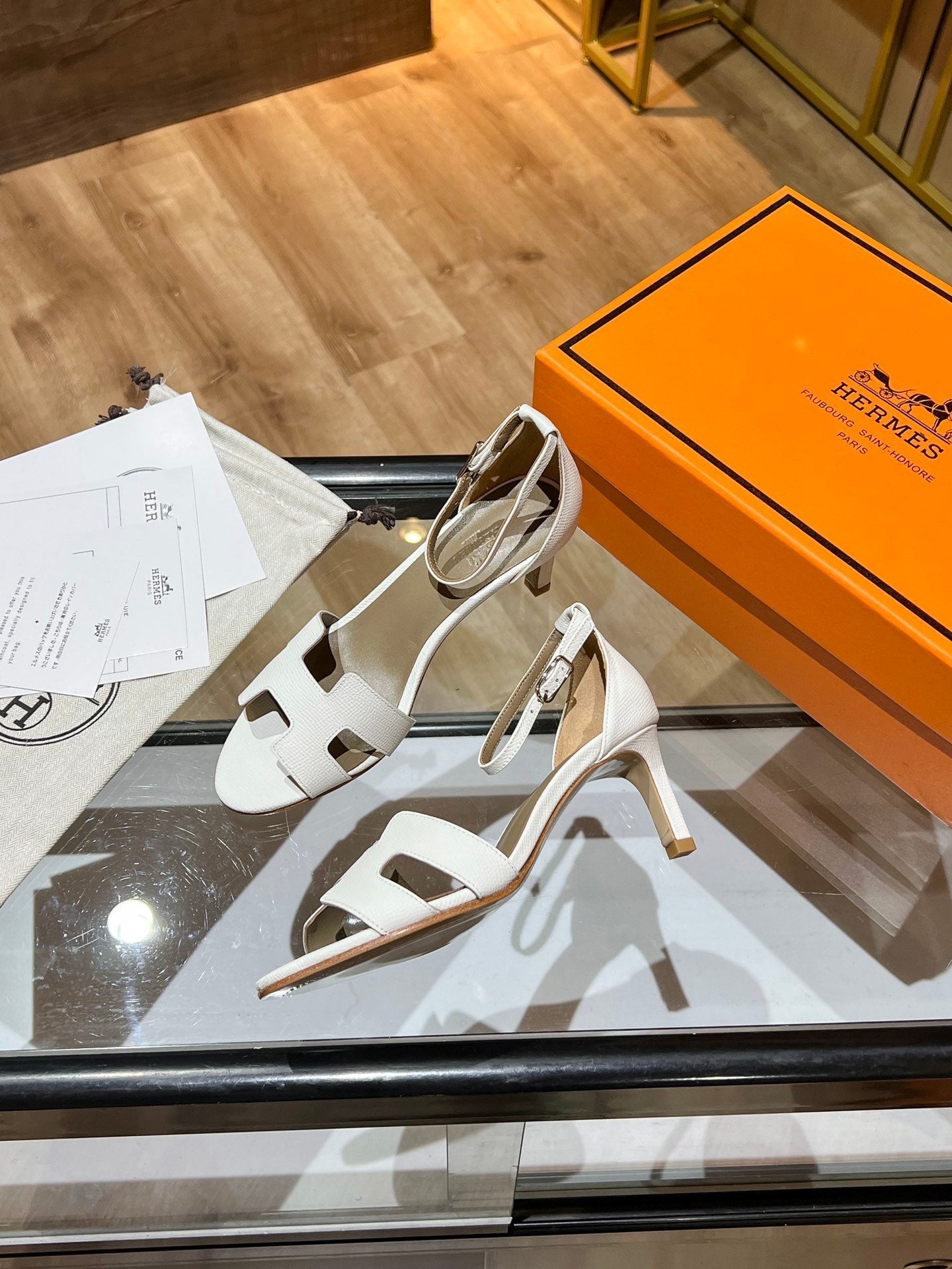 New 1:1 rep HM HIGH HEELS 040
