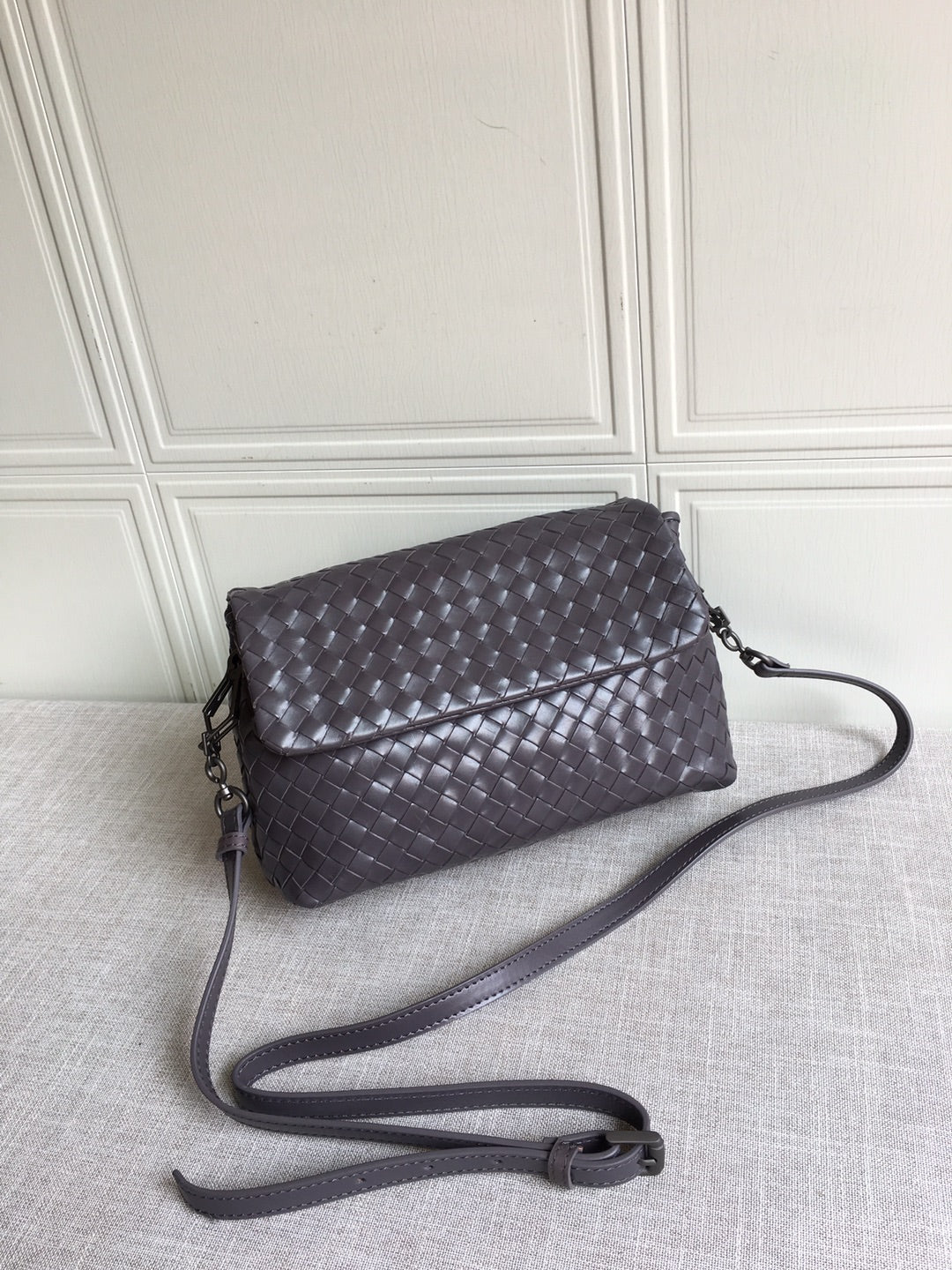 Top Quality Classic Intrecciato Dark Brown, For Women, Women’s Bags 8.9in/22.5cm