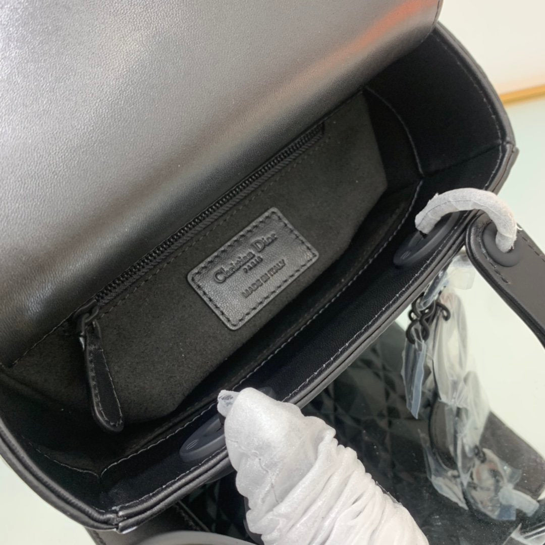 Top Quality MeTop Qualityum Lady Bag Cannage with Beaded Motif, Black, For Women Womens Handbags, Crossbody Bags, 20cm CD