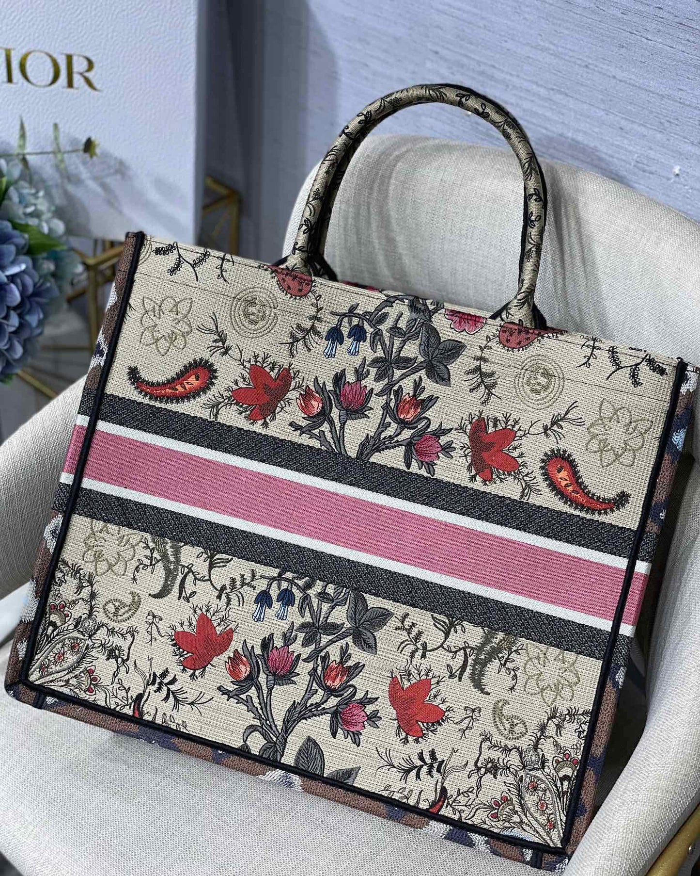 Top Quality Large Book Tote Flowers Embroidery For Women 16.5in/42cm CD M1286ZRIW
